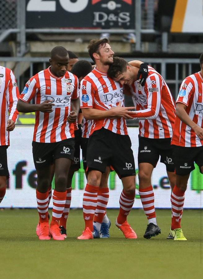 背后团队的 背后团队的