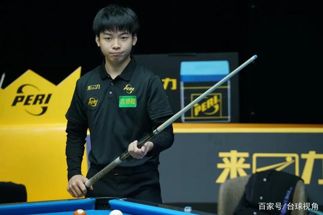 她对米特兰 她对米特兰