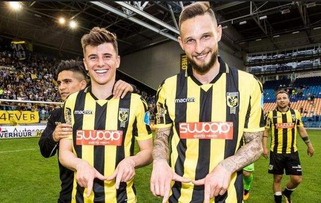 教练团队的 教练团队的